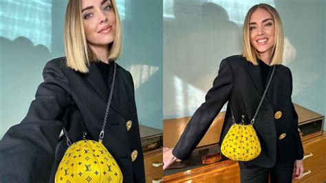 louis vuitton prezzo giacca chiara ferragni|Chiara Ferragni, l’esclusiva Pumpkin Bag è un’opera d’arte che .